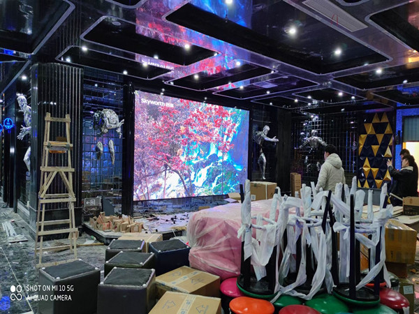 元宝山室内P2.5全彩显示屏